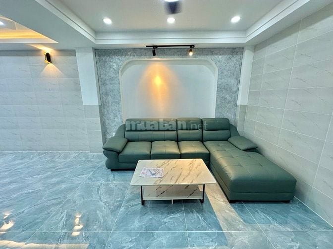NHÀ BÌNH TÂN (4M x 13,5M) NGAY LÊ VĂN QUỚI, NGÃ TƯ BỐN XÃ. HƯỚNG ĐÔNG
