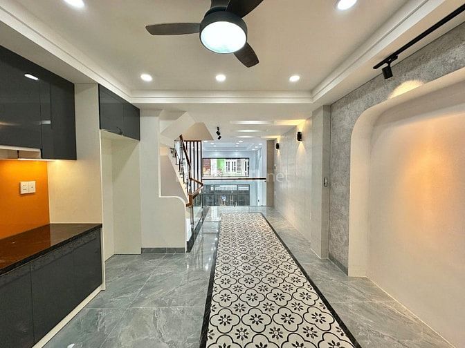 NHÀ BÌNH TÂN (4M x 13,5M) NGAY LÊ VĂN QUỚI, NGÃ TƯ BỐN XÃ. HƯỚNG ĐÔNG