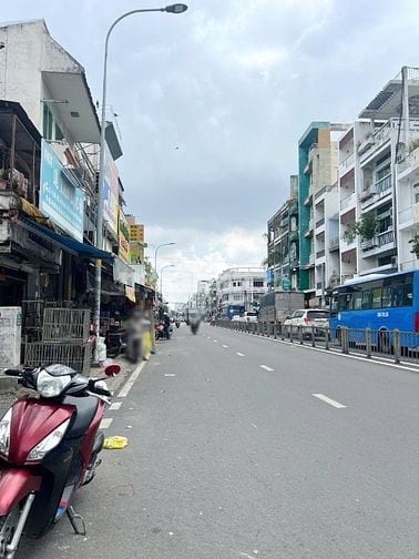 Nhà 2 mặt tiền đường Nguyễn Thị Nhỏ P2Q6. Giá: 10.5 tỷ