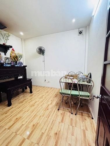 Chính chủ cần bán nhà phố Quan Nhân Thanh Xuân,38/46m2,4tầng,Giá 9.1tỷ