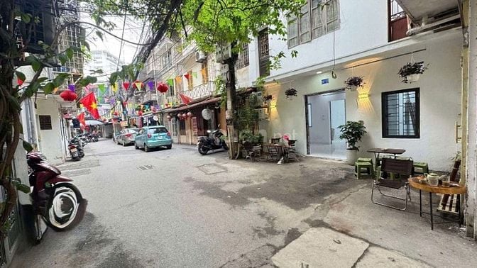 Em gái nhờ bán căn hộ Tầng 1 Khu Thàng Công 