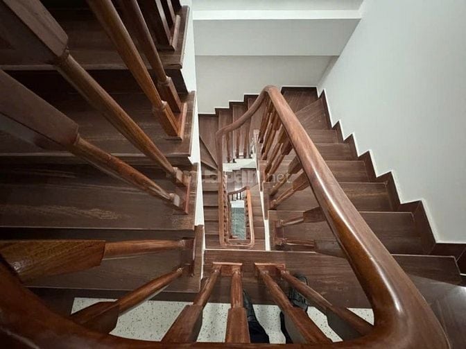 BÁN NHÀ PHỐ TRẦN KHÁT CHÂN - HBT - NGÕ THÔNG - FULL NỘI THẤT - 6,2 TỶ