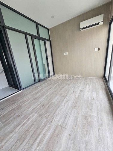 Nhà góc mới xây 3 tầng sát đường Nguyễn Duy P12Q8. Giá: 3.6 tỷ TL