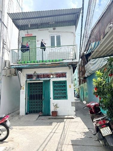 Nhà góc mới xây 3 tầng sát đường Nguyễn Duy P12Q8. Giá: 3.6 tỷ TL