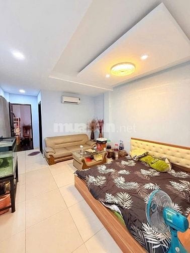 HXH 766 CMT8 - LÔ GÓC 2 MẶT TIỀN - 5 LẦU - NHÀ ĐẸP