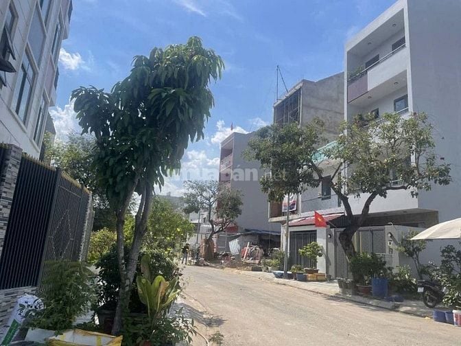 CHÍNH CHỦ GỬI BÁN LÔ GÓC 2 MẶT TIỀN –   ĐẤT TÁI ĐỊNH CƯ TRƯỜNG ĐẠI HỌC