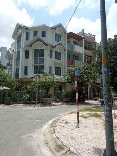 CHÍNH CHỦ GỬI BÁN LÔ GÓC 2 MẶT TIỀN –   ĐẤT TÁI ĐỊNH CƯ TRƯỜNG ĐẠI HỌC