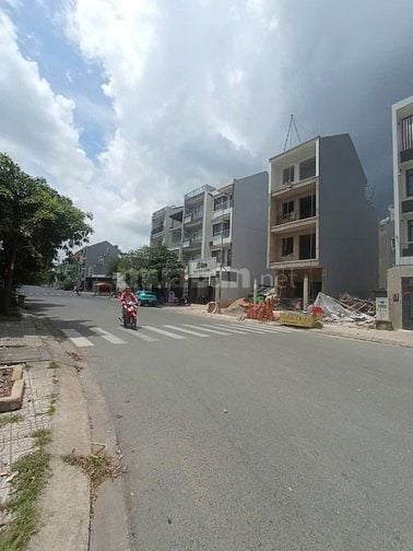 CHÍNH CHỦ GỬI BÁN LÔ GÓC 2 MẶT TIỀN –   ĐẤT TÁI ĐỊNH CƯ TRƯỜNG ĐẠI HỌC
