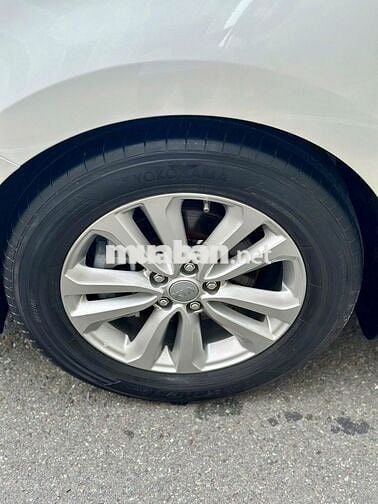 KIA SEDONA 3.3G PLATINUM V6 Model 2017 - Biển HCM
