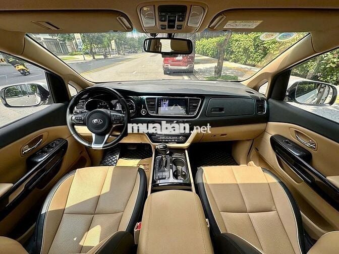KIA SEDONA 3.3G PLATINUM V6 Model 2017 - Biển HCM