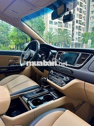 KIA SEDONA 3.3G PLATINUM V6 Model 2017 - Biển HCM