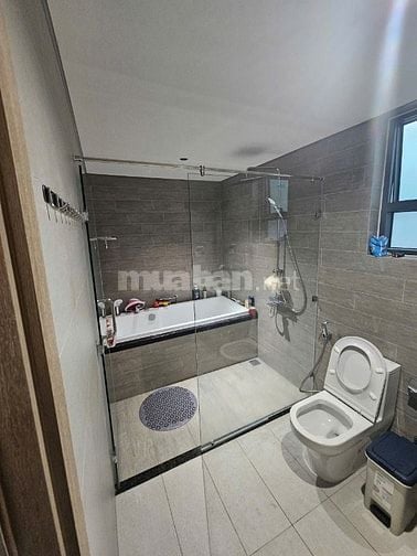 Sky Villa 3pn 206m2 full nội thất, xe hơi lên tận nhà Celadon City
