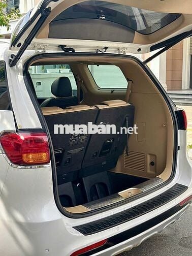 KIA SEDONA 3.3G PLATINUM V6 Model 2017 - Biển HCM