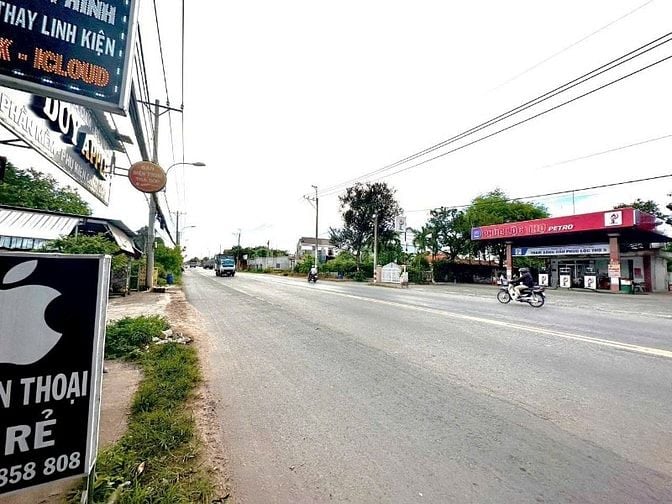 BÁN CĂN NHÀ 8,5mX45m CÓ 8 PHÒNG CHO THUÊ,TÂN PHÚ TRUNG,GẦN KCN,GIÁ RẺ