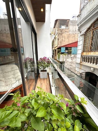 Bán Nhà Đền Lừ 299 Hoàng Mai 52m sổ 6 tầng dân xây Thang Máy Ngõ Ô tô 