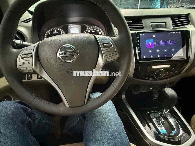 Nissan Navara 2015 NP300 VL 4x4 AT - 92000 km
