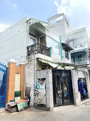Nhà 2 tầng (DT lớn) HXH Âu Dương Lân P3Q8