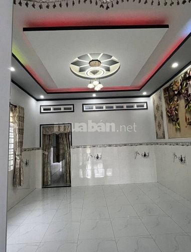 Cần bán căn nhà gần chợ Bình Chánh 790 triệu 