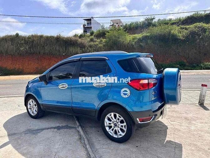 Ford EcoSport 2015 Titanium 1.5L AT - 120000 km