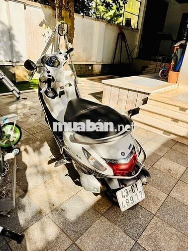 Nhà dư xe nên bán lại chiếc Grande nữ đi