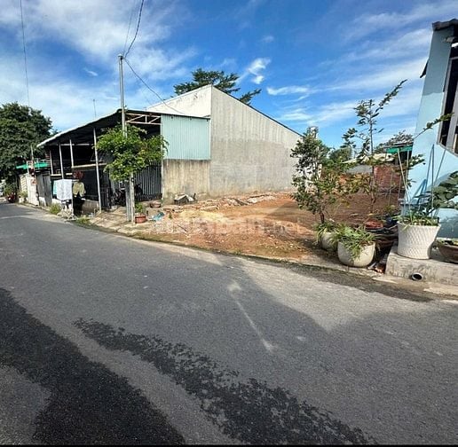 Chủ cần tiền bán nhanh lô đất trong tháng 5x19 Tân Xuân Hóc Môn 860TR