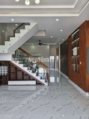 Cần bán căn nhà gần chợ Bình Chánh 790 triệu 