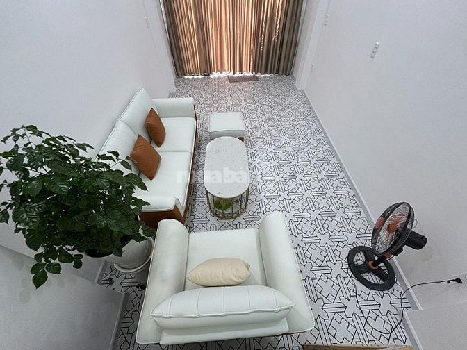 2 lầu full n.thất ccấp hẻm 2 ôtô 7 chỗ tránh nhau khu VIP Đặng Văn Ngữ