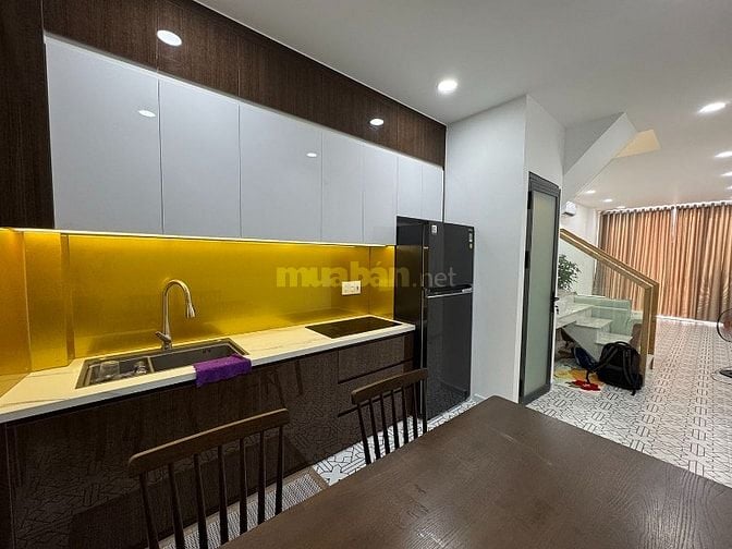 2 lầu full n.thất ccấp hẻm 2 ôtô 7 chỗ tránh nhau khu VIP Đặng Văn Ngữ