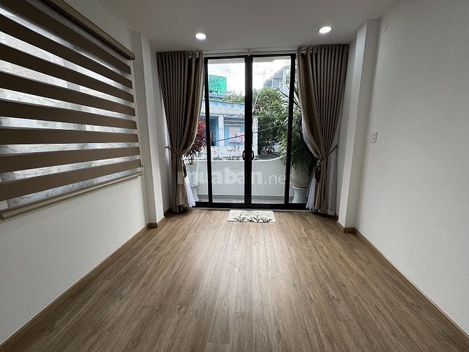 2 lầu full n.thất ccấp hẻm 2 ôtô 7 chỗ tránh nhau khu VIP Đặng Văn Ngữ