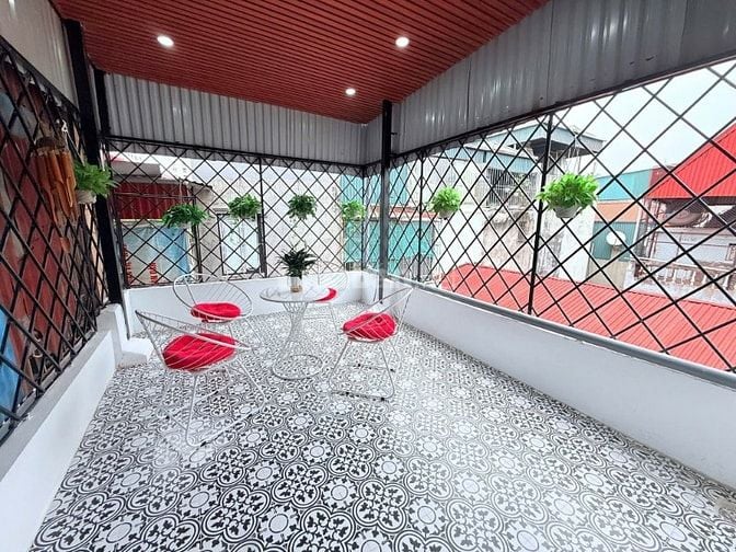 Nhà Đẹp, Ngõ Hoà Bình 7, Hai Bà Trưng 40m, 4 tầng, mt 3.3m, giá 9.5 tỷ