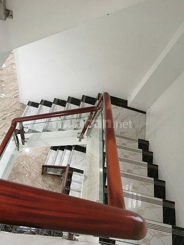 Bán Nhà MT Lý Nam Đế p7 q11, khu kinh doanh sầm uất