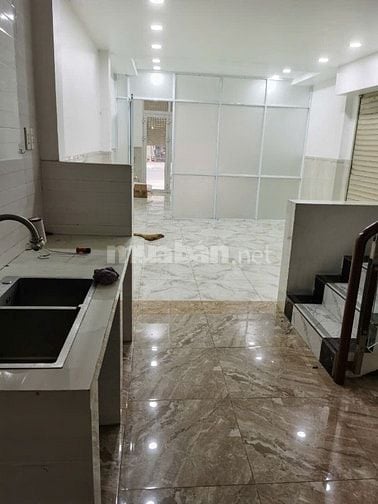 Bán Nhà MT Lý Nam Đế p7 q11, khu kinh doanh sầm uất