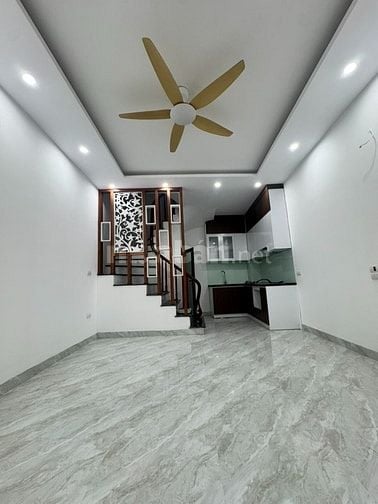 Nhà đẹp mới tinh, 10m ra oto, gần phố tại Vĩnh Hưng, Hoàng Mai