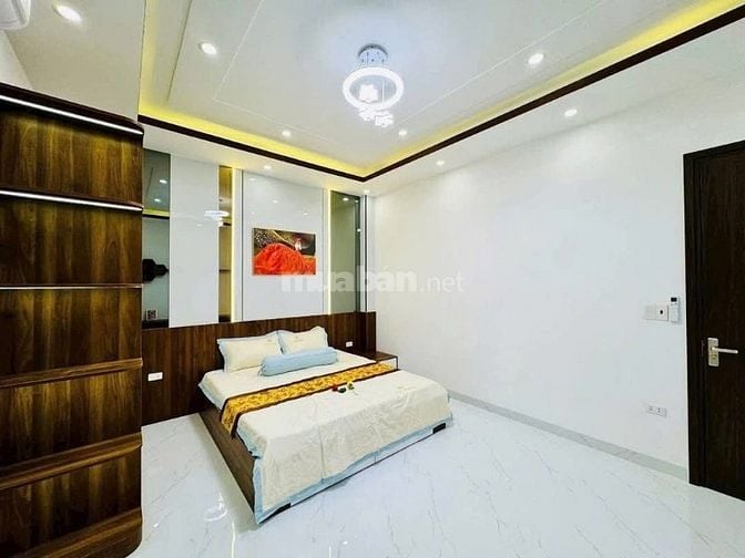 Đi nước ngoài định cư bán gấp nhà ở đường Nguyễn Thiện Thuật, phường 3