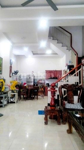 Bán nhà 3 phòng ngủ đường 52 Hiệp Bình Chánh, gần chợ, Phạm Văn Đồng