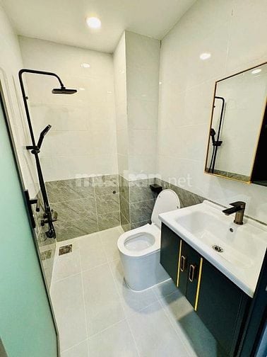 🟢 BÁN NHÀ NGUYỄN TRÃI, QUẬN 5 – 68M²  GIÁ CHỈ 3 TỶ 570 ĐANG THUÊ 18TR