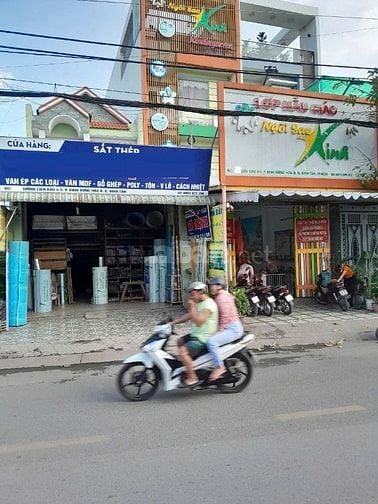 Cho thuê nhà mặt tiền Tỉnh Lộ 10, P.B.T.Đông A, Q.B.Tân giá 35tr 
