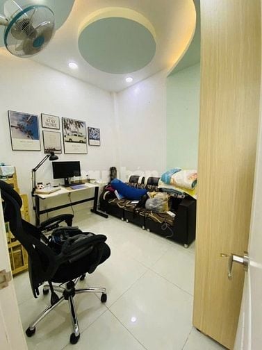 CHỈ 4.95 TỶ - HẺM 100 BÌNH THỚI Q11 KẾ Q10, 40M2 CÁCH MT 20M
