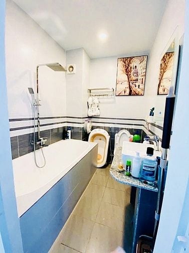 CHỈ 4.95 TỶ - HẺM 100 BÌNH THỚI Q11 KẾ Q10, 40M2 CÁCH MT 20M