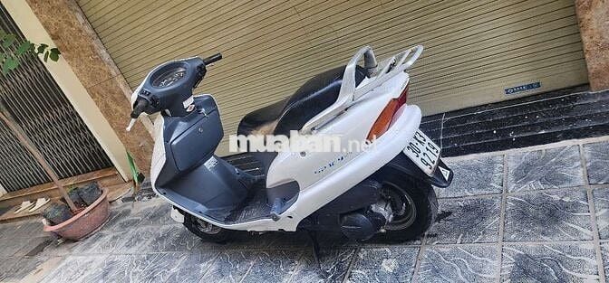 Honda spacy 125 màu trắng chính chủ biển Hà Nội