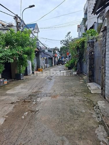 Bán nhà mặt tiền đường 5 Bình Trưng Đông Quận 2 giá 13,6 tỷ