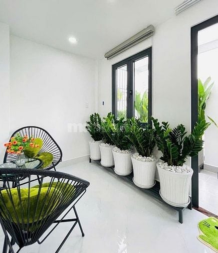 CÔ LINH ĐI NƯỚC NGOÀI BÁN GẤP NHÀ ĐÀO DUY ANH P9 PHÚ NHUẬN GIÁ 2.8 TỶ.