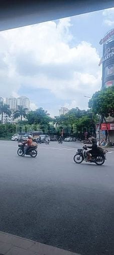 Đất trống phân lô Nguyễn Xiển - Hoàng Mai, giá 9.X tỷ, 42m2 