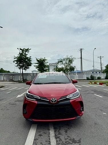TOYOTA YARIS MÀU ĐỎ SX 2020 PHOM 2021 