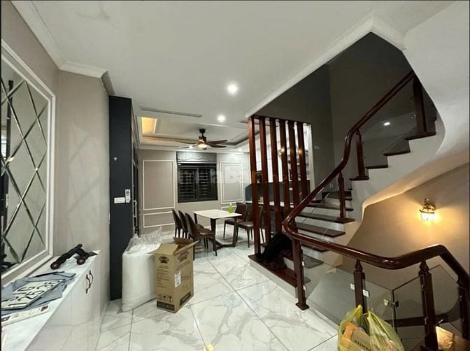 Chính chủ bán nhà liền kề 5 tầng Mỗ Lao - Hà Đông
