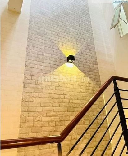 CHÍNH CHỦ KẸT TIỀN BÁN GẤP NHÀ Yên Thế, P2, Tân Bình GIÁ 2.6 TỶ SHR