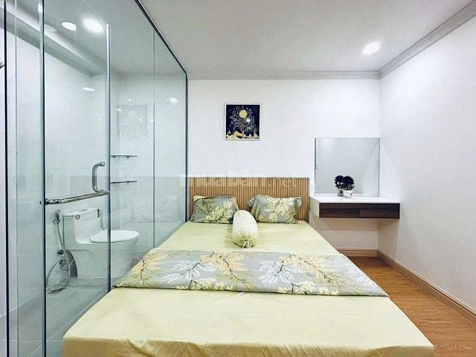 Nhà đẹp Thích Quảng Đức, Quận Phú Nhuận / 56m2 / 2 tỷ 100 triệu / SHR