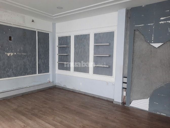 Bán hoặc cho thuê nhà mặt tiền, căn góc 2  mặt tiền