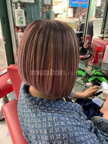 Cần thợ phụ biết gội đầu làm móng 
