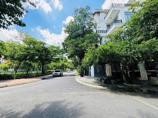Bán Nhà Himlam 100m2 Sổ Hồng Giá 27 Tỷ Thương Lượng